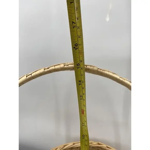 Vintage Large Round Bamboo Wicker Rattan Storage Basket in Natural W/Handle - Picture 4 of 11